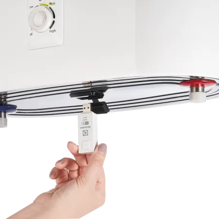 Накопительный водонагреватель Electrolux EWH 30 Centurio IQ 2.0 Накопительный водонагреватель Electrolux EWH 30 Centurio IQ 2.030