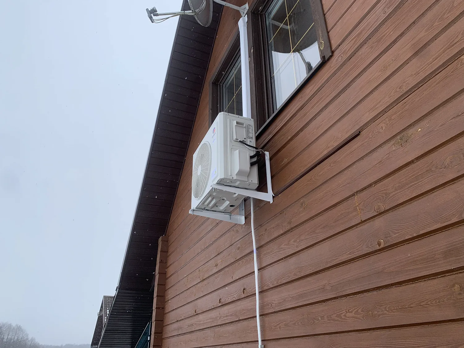 Монтаж кондиционеров Монтаж кондиционеров